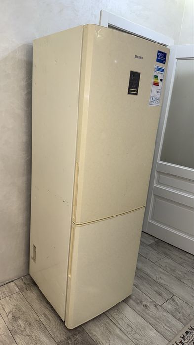 Холодильник Самсунг