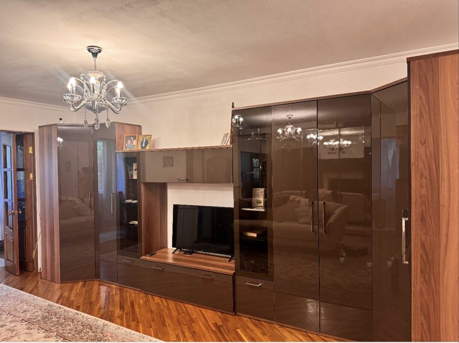 СРОЧНО Продается гостиный комплект выского качества.Китайского премиум