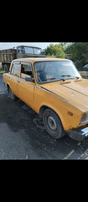 Продам ВАЗ 2105 , хороший торг
