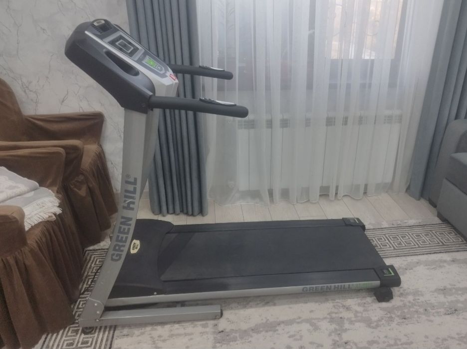 Беговая дорожка "GREEN-HILL"