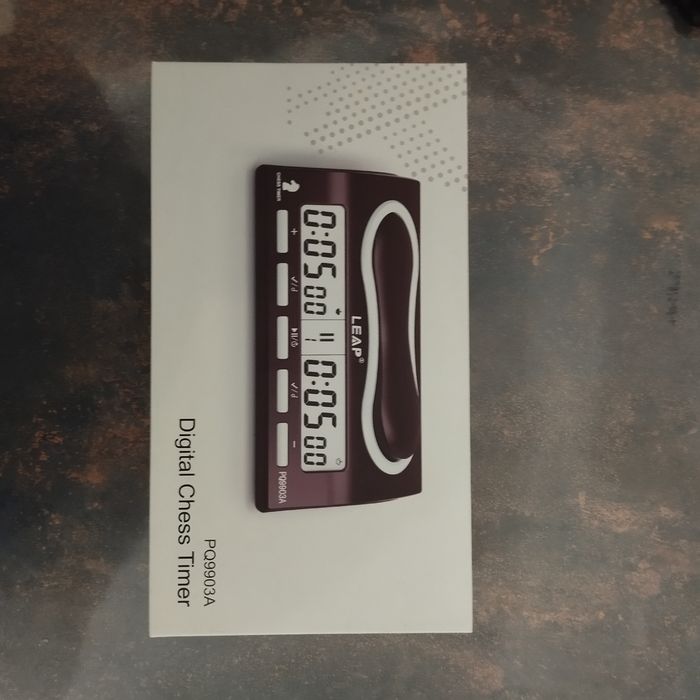 Шахматные часы, в наличии 7 шт, почти новые.