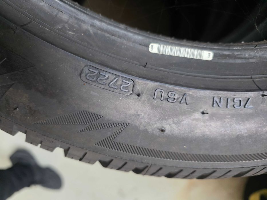 225/50R18 Bridgestone Нови зимни гуми
