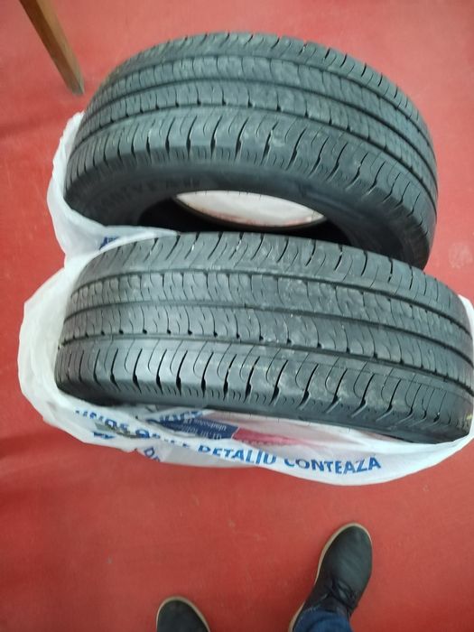 2 cauciucuri tip C