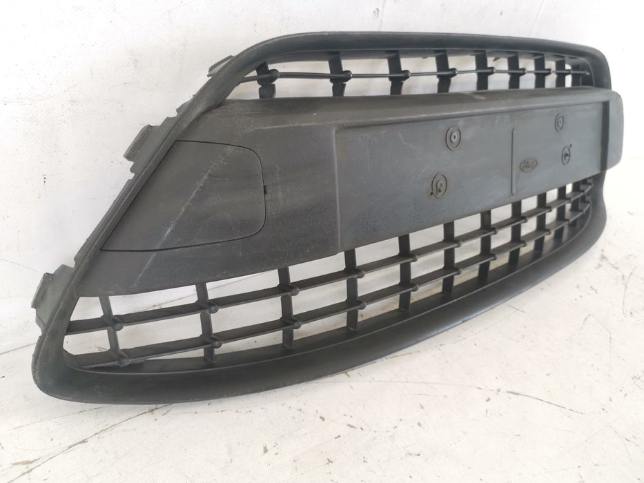 Предна решетка Форд Фиеста 6 / Ford Fiesta 6 [ - ] Оригинална, в добро