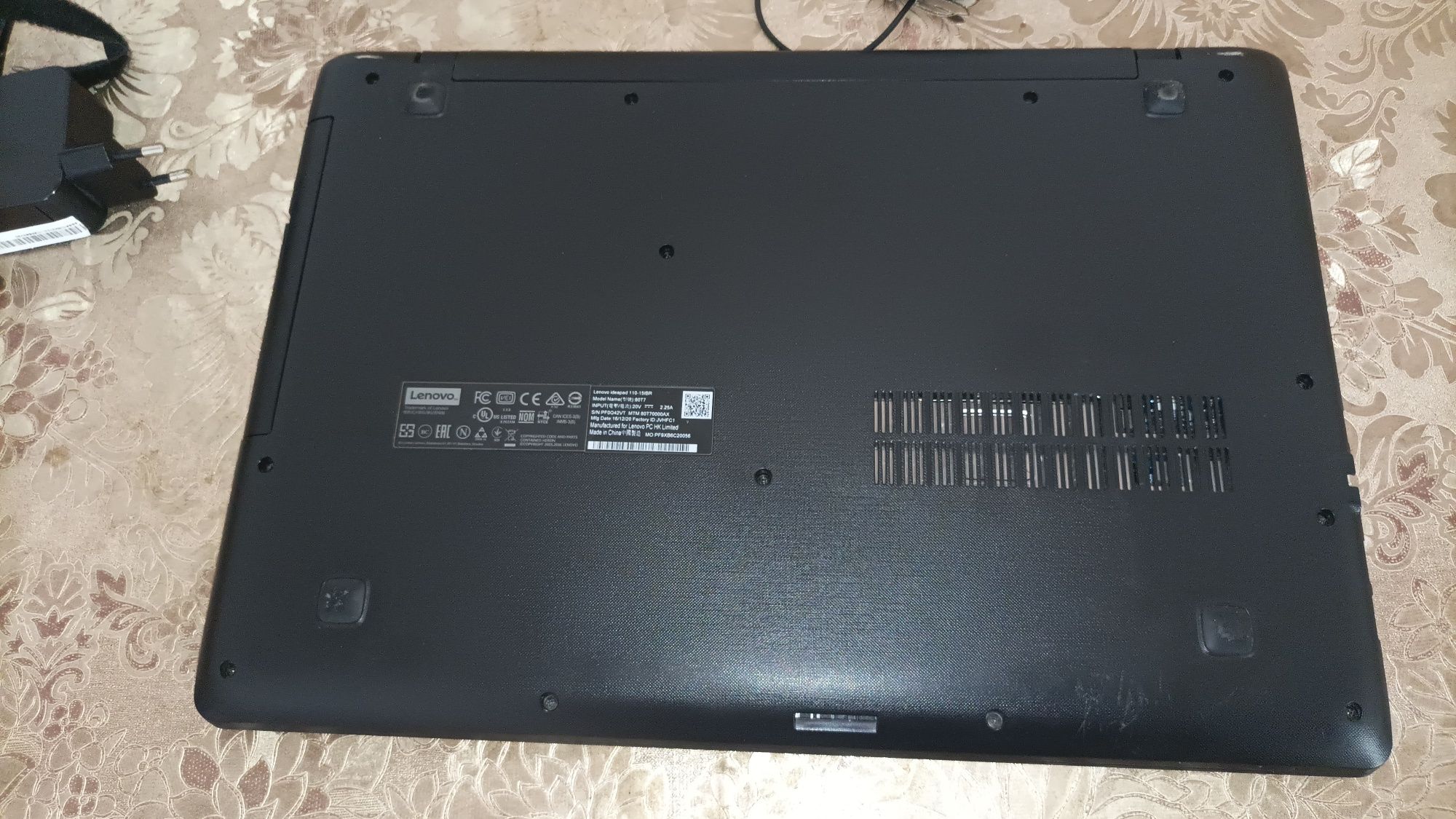 Новдбук LENOVO сотилади холати ало