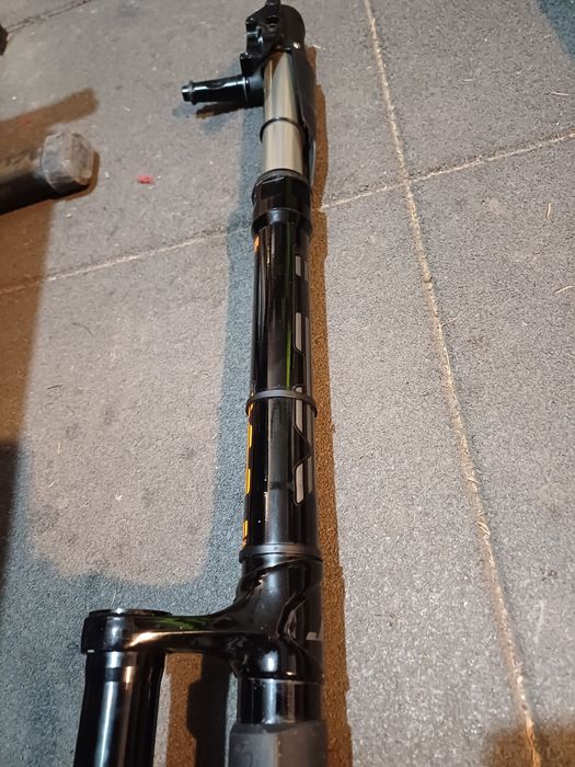 Furca Lefty supermax cannondale