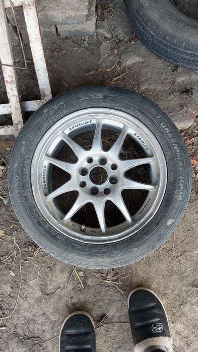 Srochni sotiladi diska balonlari bilan