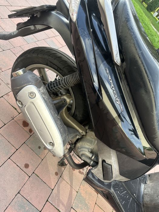 Vand aprilia sportcity cub3e 300