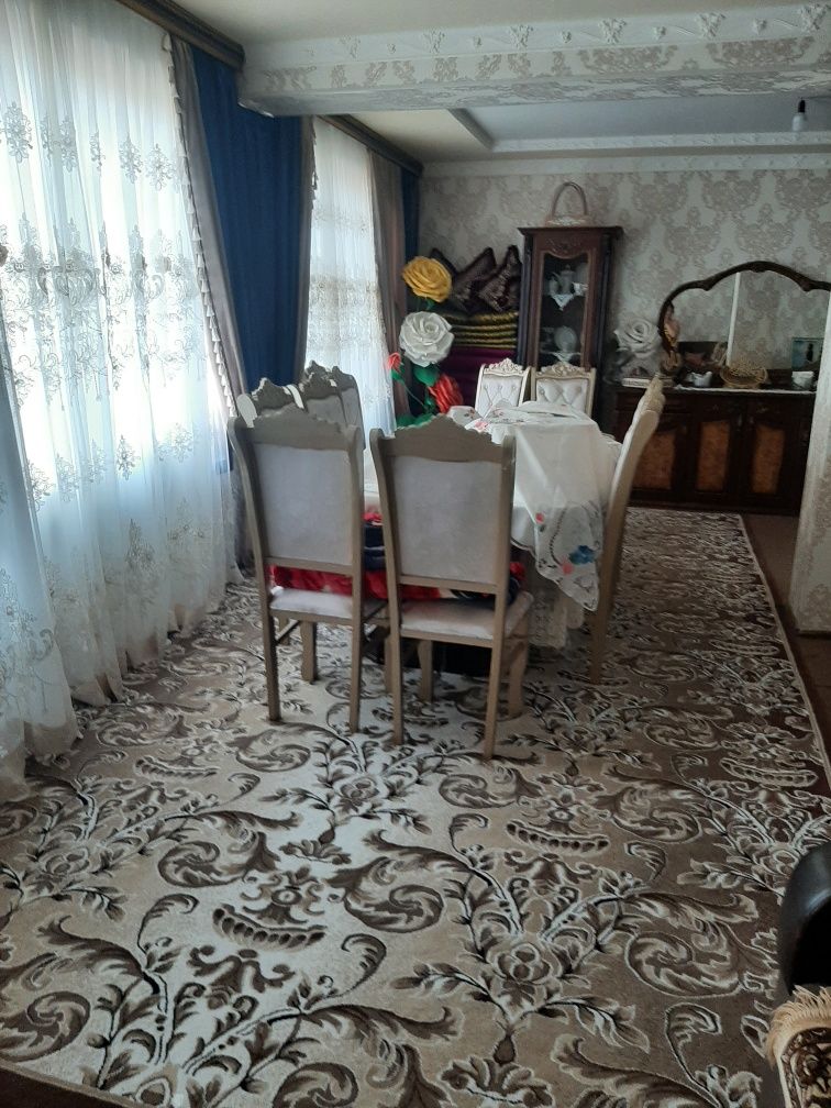 Срочно продаетса частный дом 2,5 сотки 6 комнат