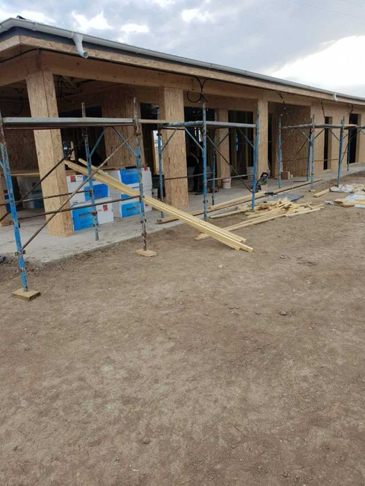 Cabana stil A-Frame, casa, terase si foisoare din structura de lemn