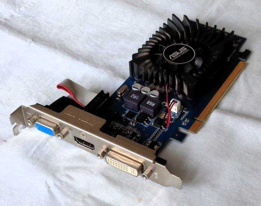 Видеокарта Asus GF 210