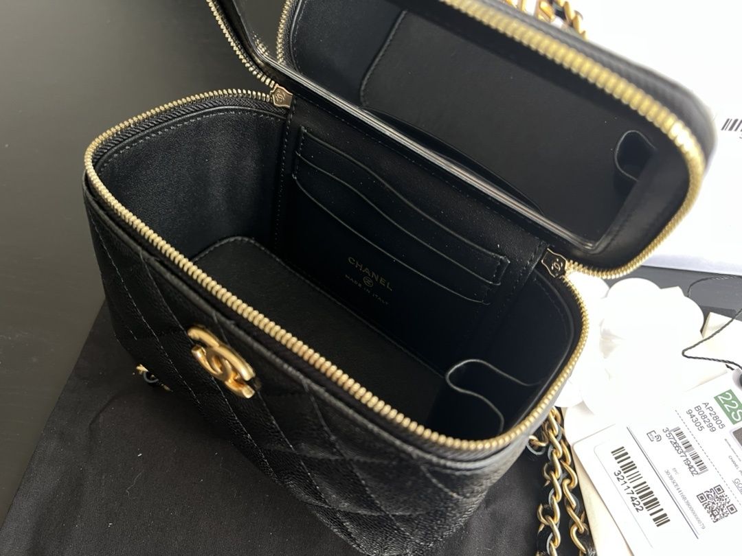 Geanta Chanel  Vanity 17 cm, tip Premium
