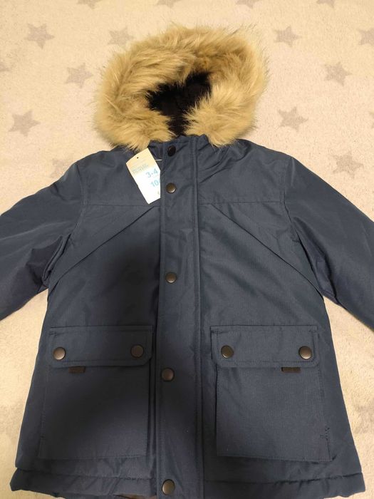 Чисто ново детско зимно яке от Англия за 3- 4 г/104