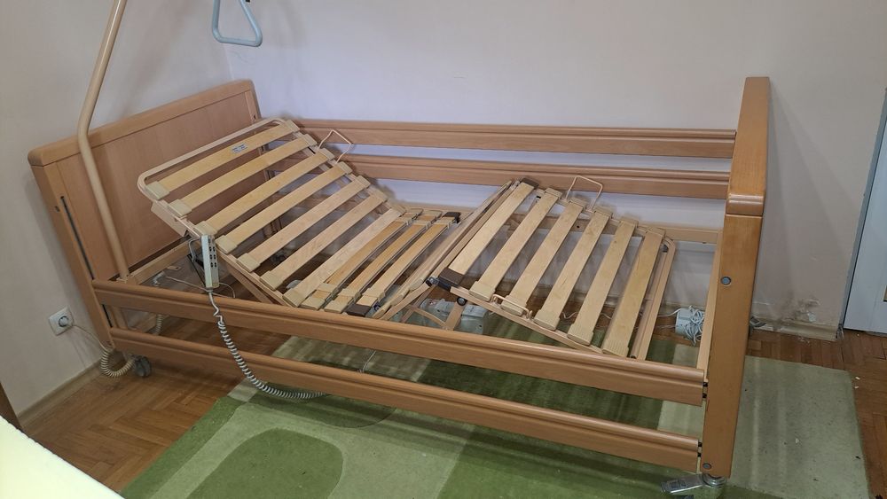 Електрическо болнично лежло