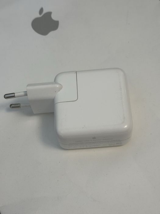Захранващ адаптер APPLE USB-C 30W White / Бял