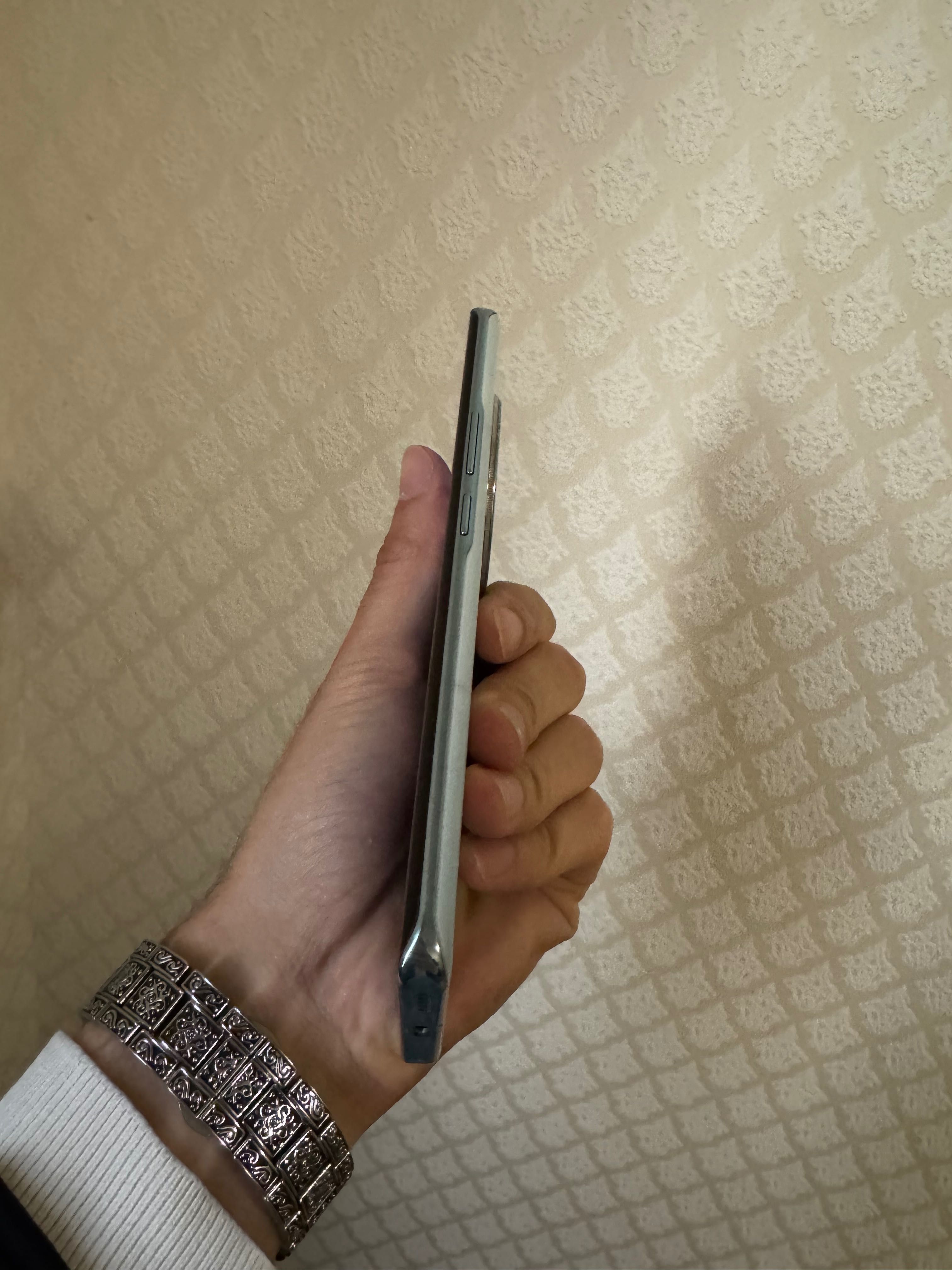 Honor x9c 256 gb 3 oy ishlatilgan