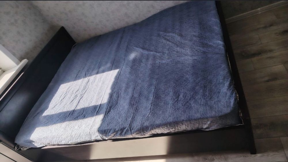 Продам кровать двухспальная