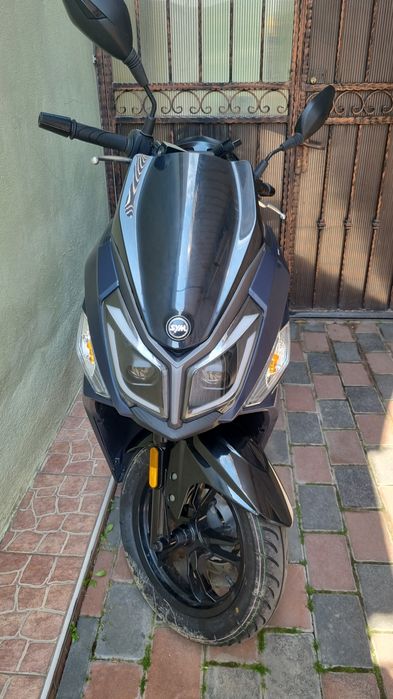Vând Motoscuter sym jet 14 de 125 cm