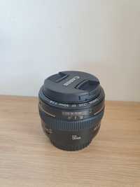 Obiectiv foto Canon EF 50mm 1:1.4 Ultrasonic

Specificații:
-