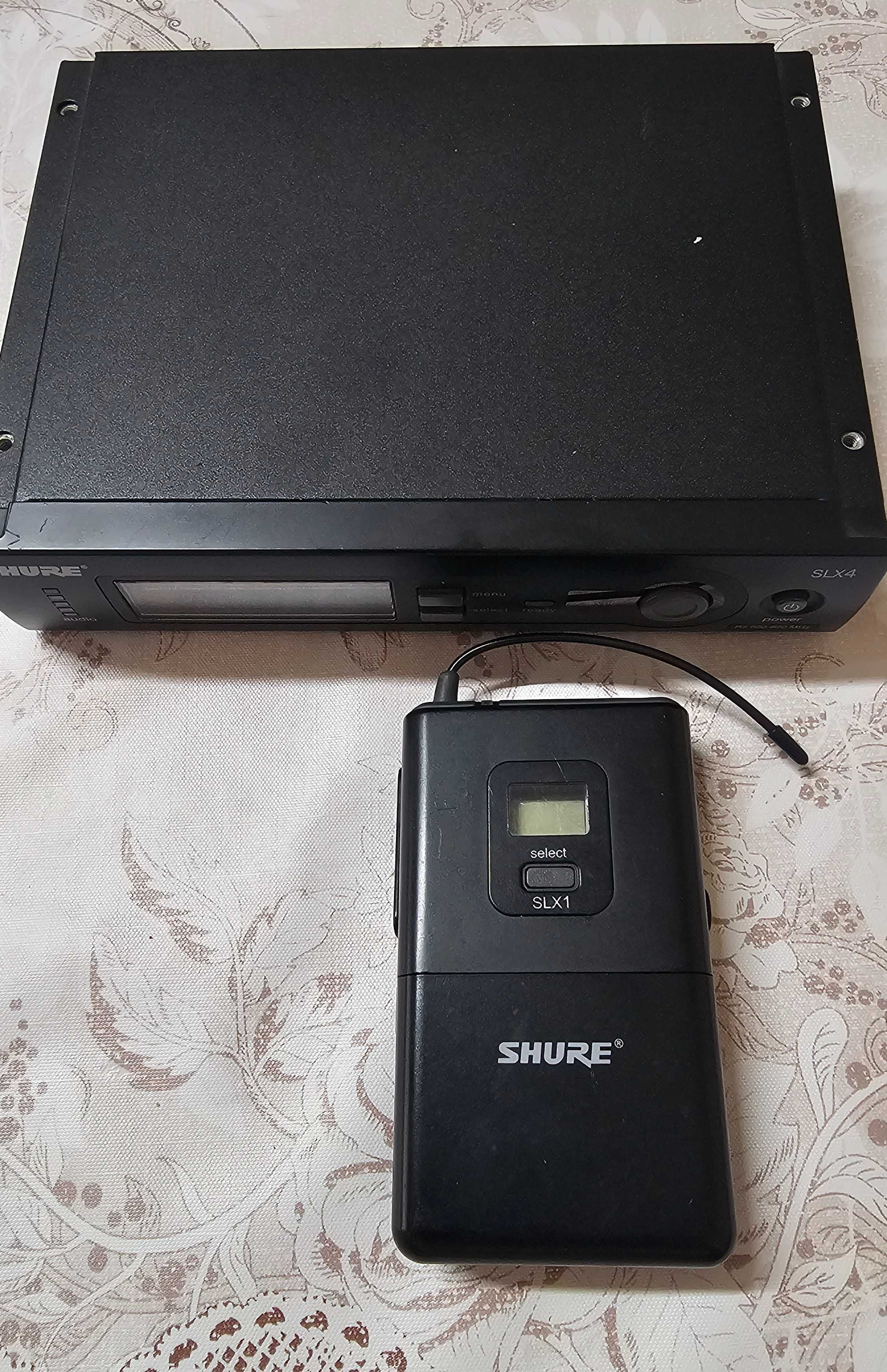 Микрофон Shure трансмитер и ресийвър
