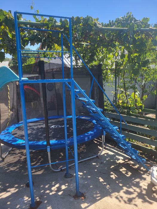 Topogan(imens) 300cm cu scara si suport metalic