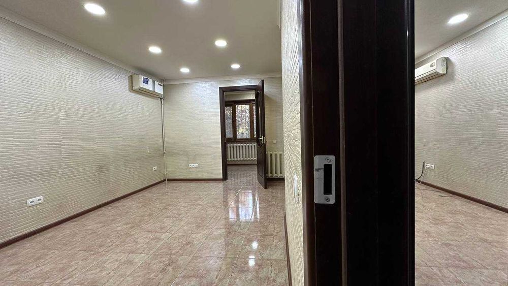 86 кв. Офис Нежилое ул.Аккурганская (Новомосковская) 125.000 у.е