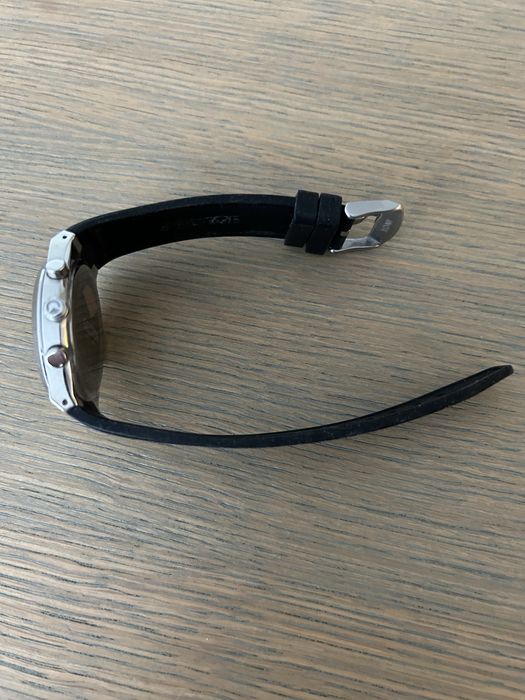 Продавам чисто нов оригинален часовник Sector No Limits C300.