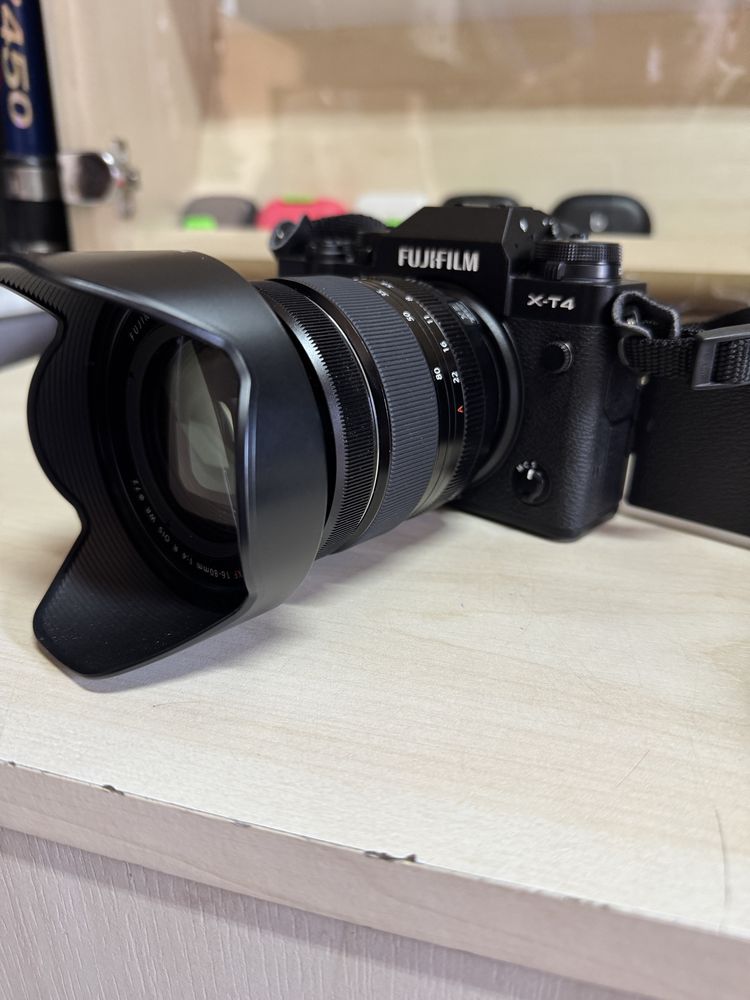 Fujifilm X-T4 cu obiectiv 16-80 mm (negru)