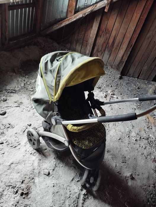 Коляска детская в хорошем состоянии