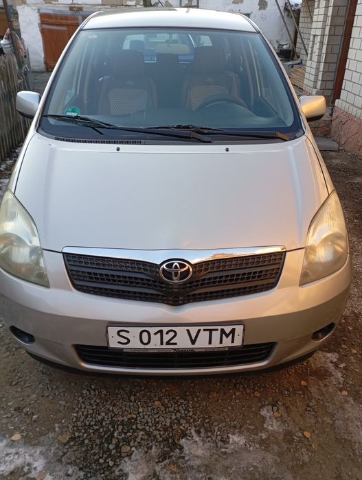 Продам Тойота Королла Версо