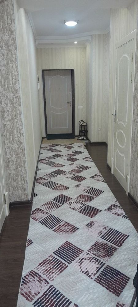 Уч хонали уй сотилади