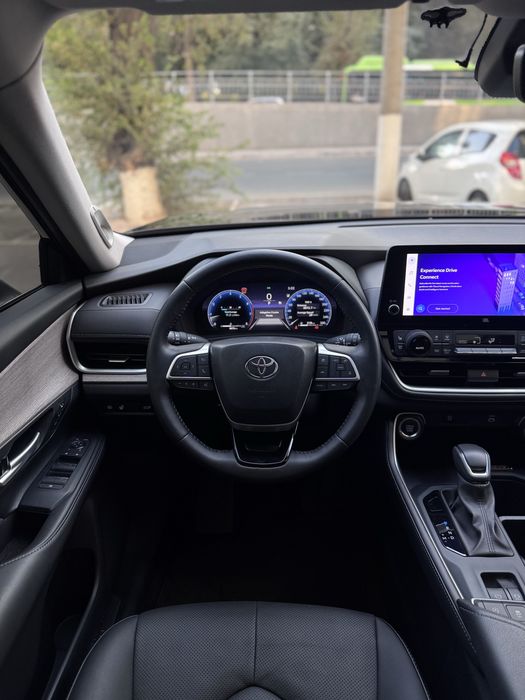 Toyota Grand Highlander Limited