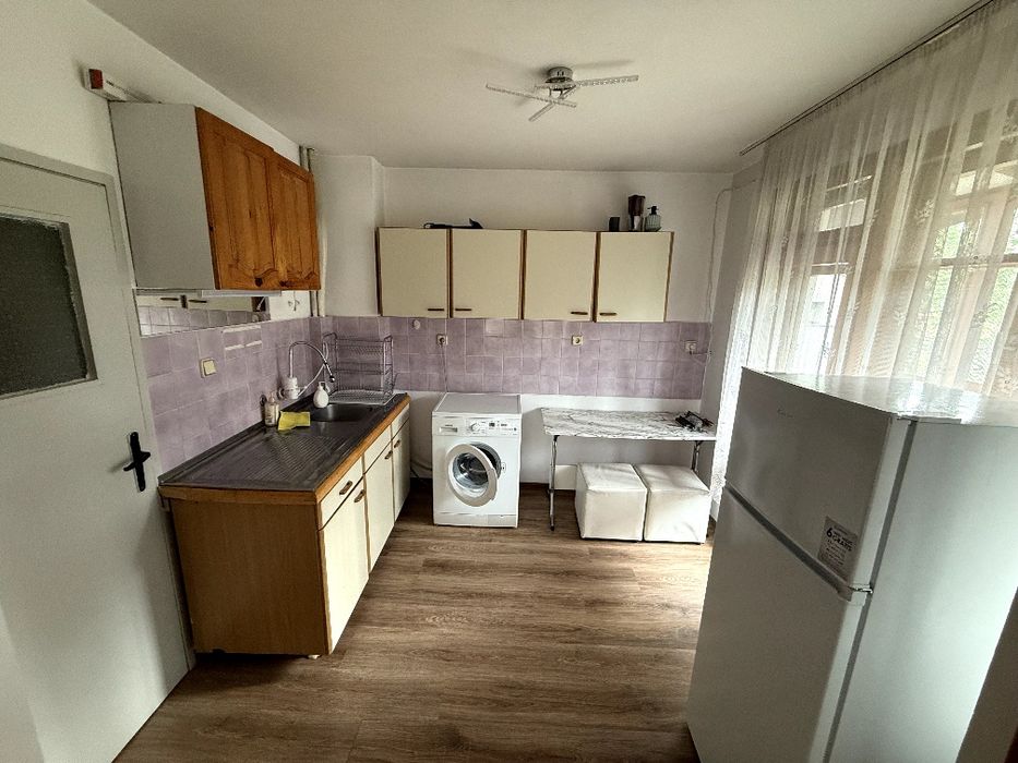 Дава се под наем Двустаен апартамент в Пловдив, Старият град - 70 кв.м за 357 € - Снимка #4