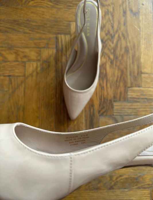 Pantofi stiletto