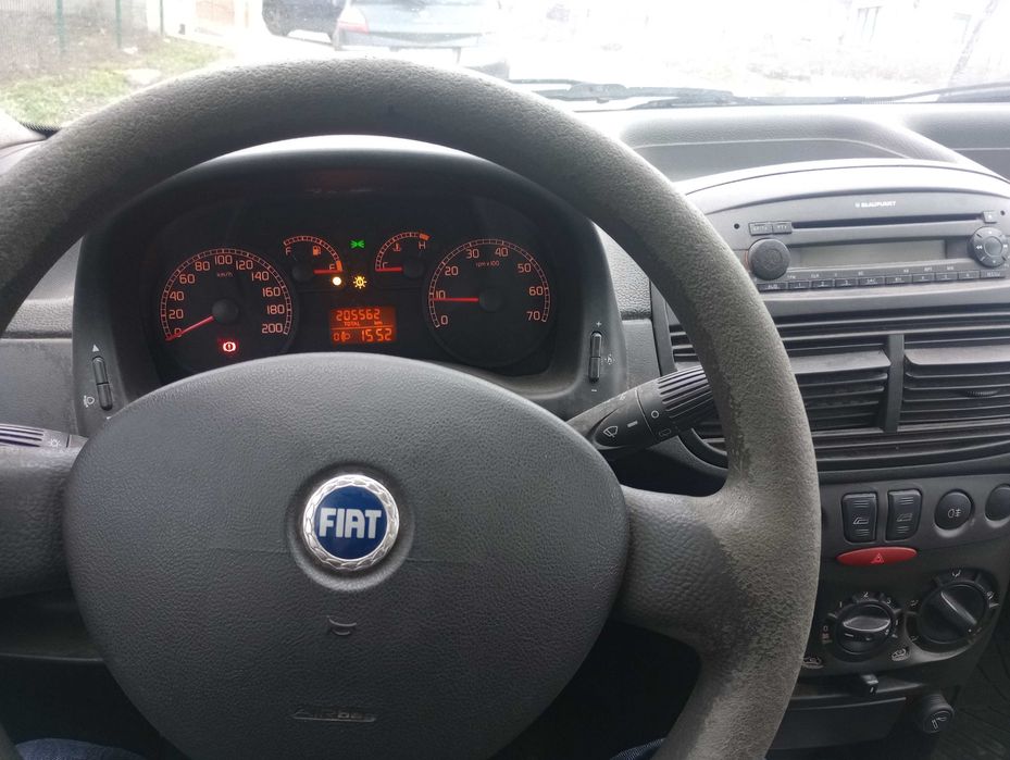 Vând Fiat Punto 1,2, benzină, 2004