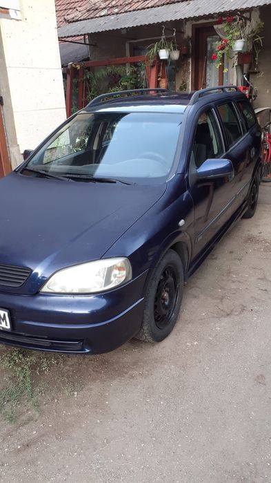 Vand Opel Astra an 2000, 1.6 benzina