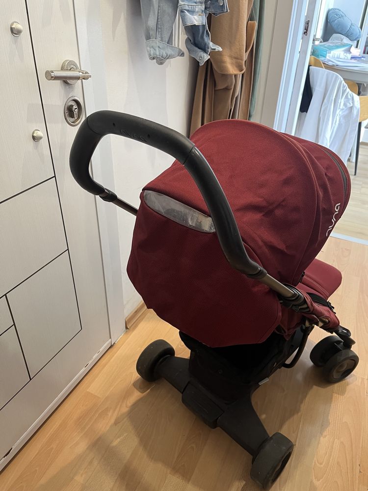 Детска количка nuna pepp червена