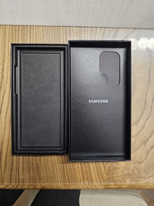 Samsung Galaxy S23 Ultra 256GB – Phantom Black – Stare excelentă!