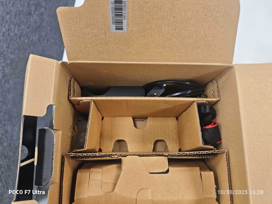 Фотоапарат Canon EOS R100 + RF-S 18-45mm