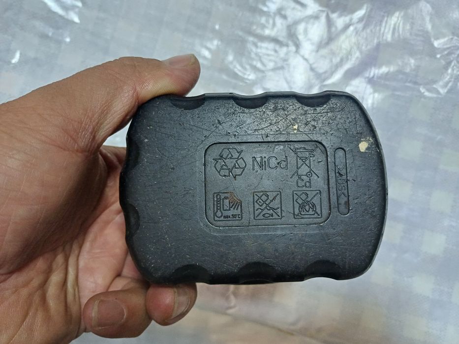 Baterie BOSCH 14,4V cu celule li ion Samsung noi si placa BMS