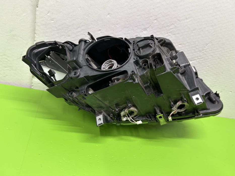 Far faruri bmw F10 F11 bi xenon stanga 2009-2013