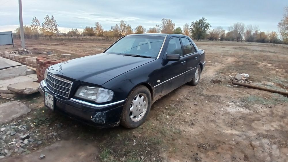 Продам Мерс с 280 автомат