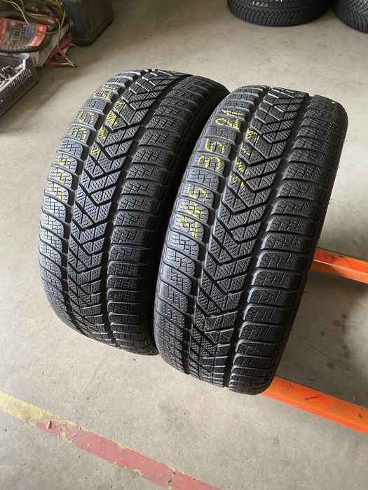 Anvelope iarna 245/35/21 Pirelli Sottozero 3 245 35 21 R21