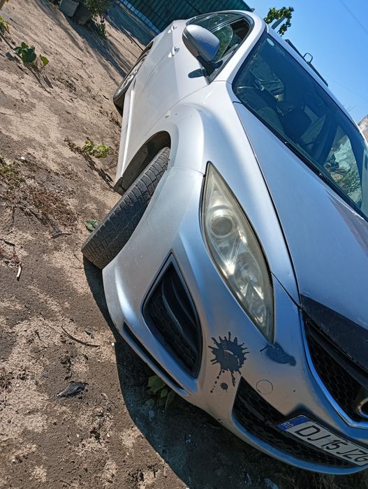Vând Mazda 6 2011