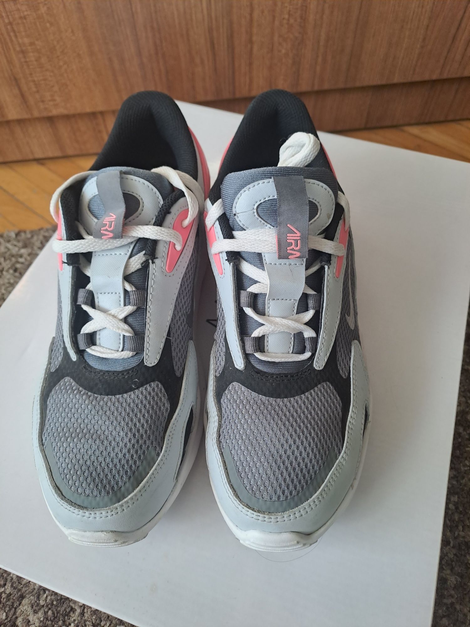 Nike air dama mărime 38,5