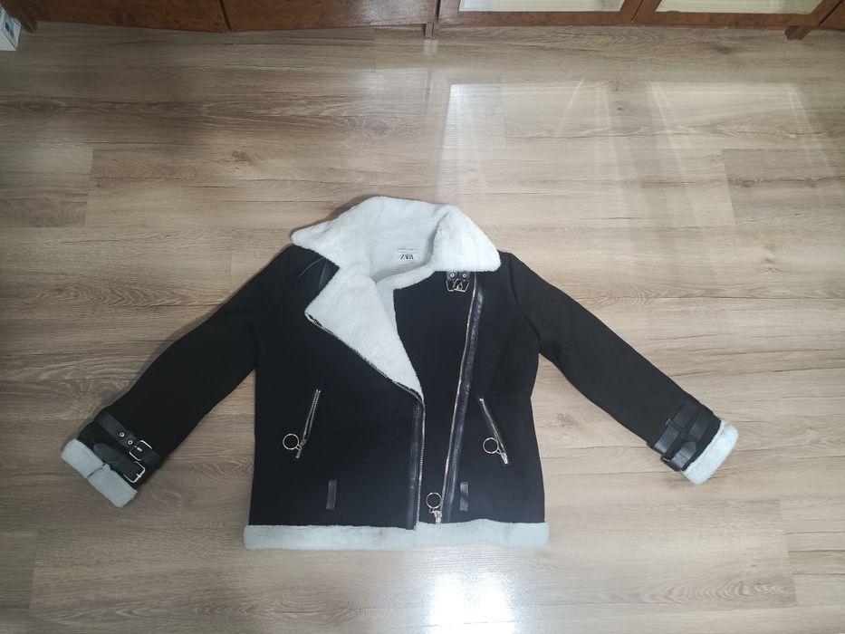 Продам теплую дубленку Zara