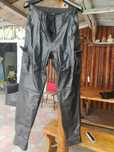 Pantalon piele groasă mărim 38 ptr moto ATV rockeri iarnă+1 per mănuși