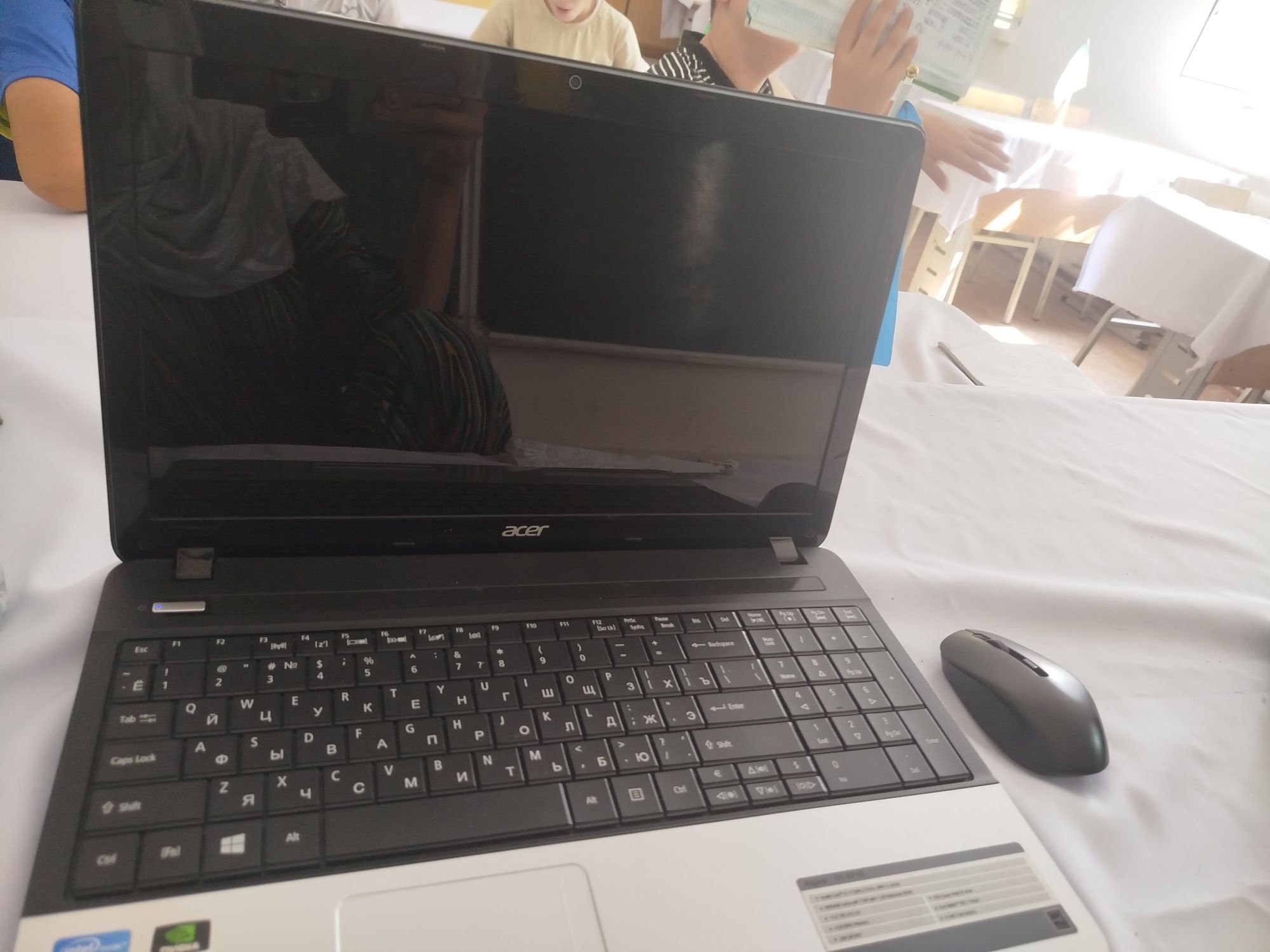 Acer noutbook intel core i3 tezda sotiladi