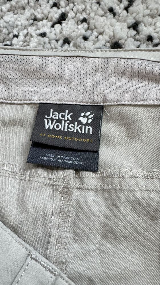 Нови дамски туристически Jack Wolfskin размер XL 46