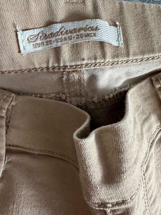 Pantaloni skinny Stradivarius